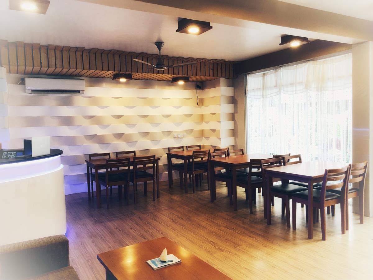 Brize Inn Хулхумале Екстер'єр фото