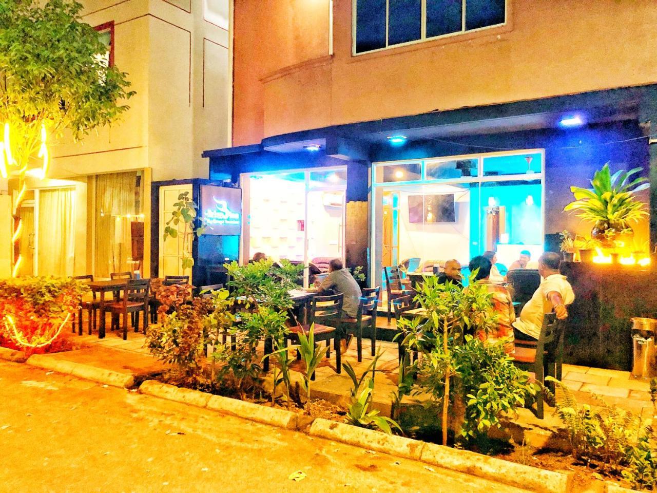 Brize Inn Хулхумале Екстер'єр фото